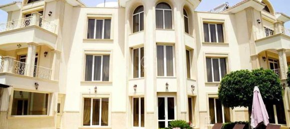 5 bedrooms Commercial property in Agios Tychonas, Cyprus No. 19111 2