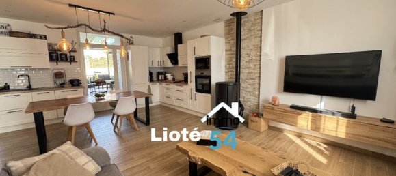 3 Schlafzimmer Haus in Haraucourt, France, Nr. 310426 5