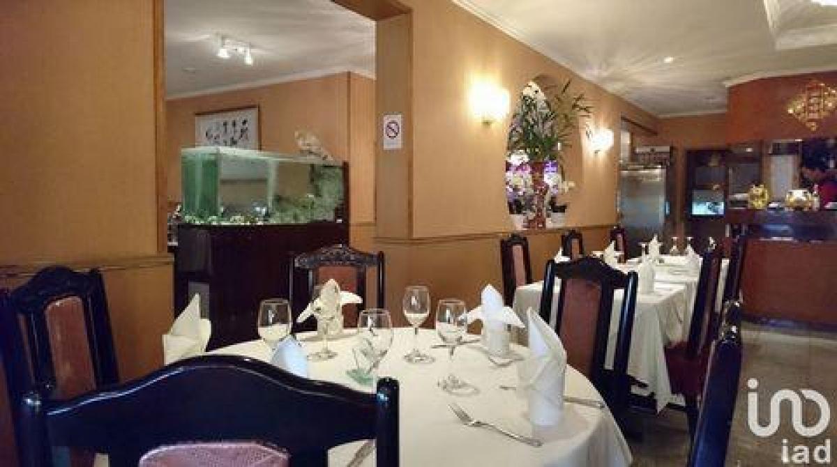 Fábrica en Villecresnes, France 220 m² No. 21262