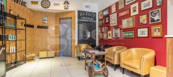 Gewerbliche Immobilie in Pordenone, Italy 71m², Nr. 301652 21