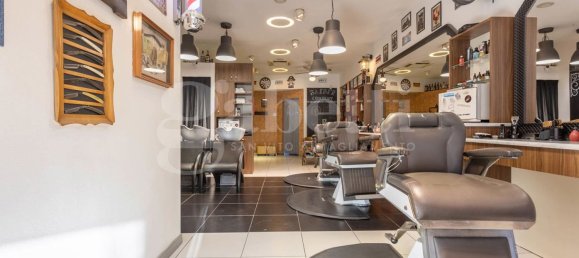 Gewerbliche Immobilie in Pordenone, Italy 71m², Nr. 301652 17