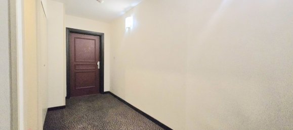 2 bedrooms Apartment in Bobigny, France No. 132387 7