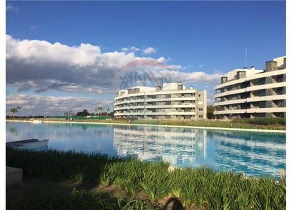 Студия в Пилар, Аргентина № 98899