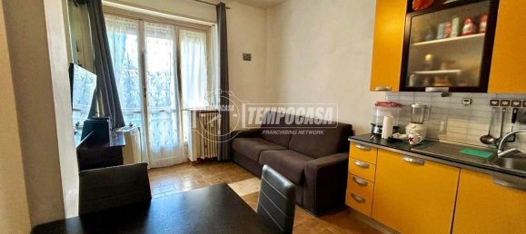 Квартира с 2 спальнями в Турин, Италия № 339624 3