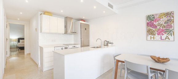 1 bedroom Apartment in Marbella, Spain No. 33419 8