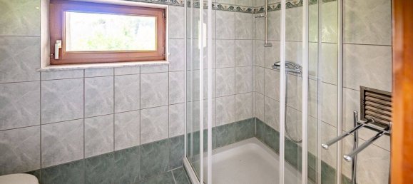 2 bedrooms House in Hildburghausen, Germany No. 271429 8