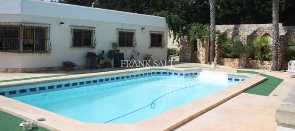 3 غرف نوم بنغالو في Mellieha, Malta رقم 7812 2