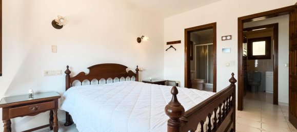 3 bedrooms House in Moraira, Spain No. 183621 35