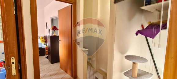 3 rooms Apartment in Empoli, Italy No. 146277 8