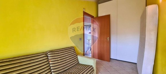 3 rooms Apartment in Empoli, Italy No. 146277 11