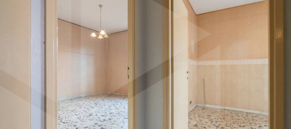 4-salle Appartement à Ciampino, Italy No. 18497 16