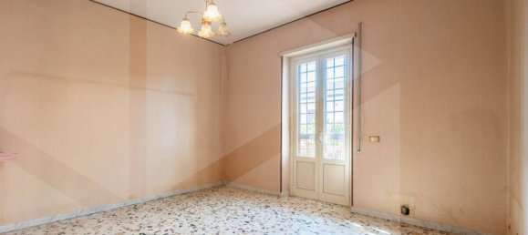 4-salle Appartement à Ciampino, Italy No. 18497 22