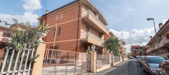 4-salle Appartement à Ciampino, Italy No. 18497 30