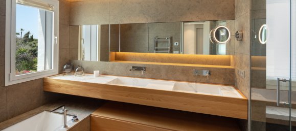 Вилла с 4 спальнями в Золотая миля Марбельи, Испания № 3071 23