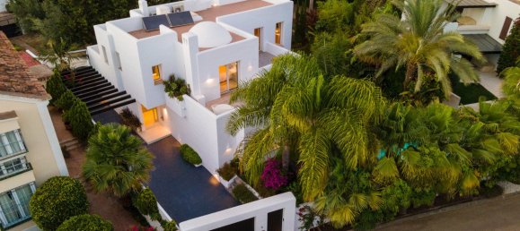 Вилла с 4 спальнями в Золотая миля Марбельи, Испания № 3071 27