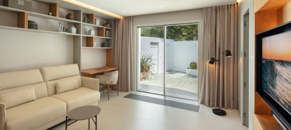 Вилла с 4 спальнями в Золотая миля Марбельи, Испания № 3071 5