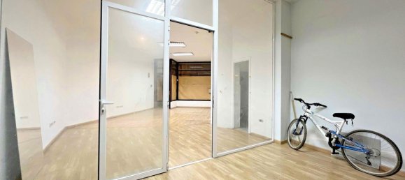 Propriété commerciale à A Coruna, Spain 88m² No. 55066 9