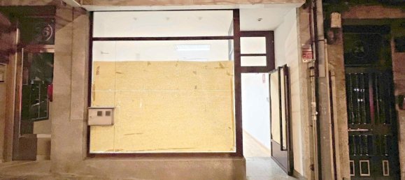 Propriété commerciale à A Coruna, Spain 88m² No. 55066 10