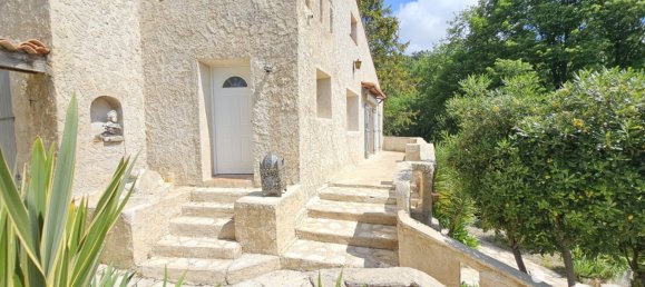 5 bedrooms House in Vence, France No. 294950 2