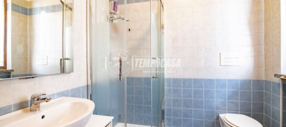 3 bedrooms Apartment in Treviglio, Italy No. 288783 14