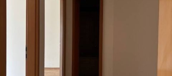 Квартира с 2 спальнями в Галле, Германия № 262410 3