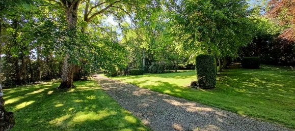 4 bedrooms House in Veron, France No. 323645 18