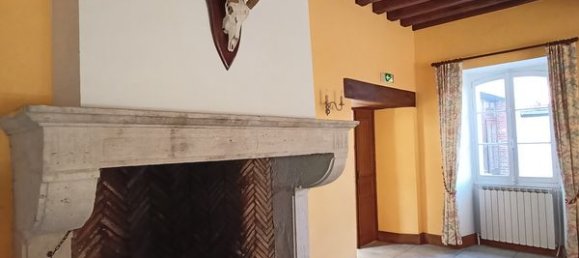 4 bedrooms House in Veron, France No. 323645 12