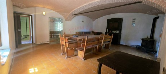 2 bedrooms House in Mango, Italy No. 324029 8