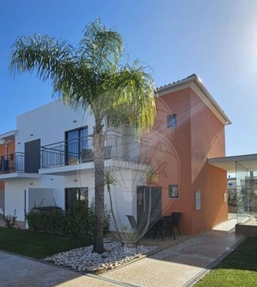Casa de 2 dormitorios en Silves, Portugal No. 26341
