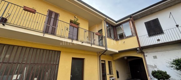 Apartamento de 2 divisões em Legnano, Italy N.º 311308 11