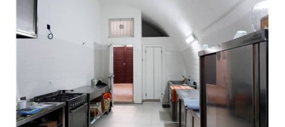 Propiedad comercial de 1 habitación en Bitonto, Italy No. 290193 12