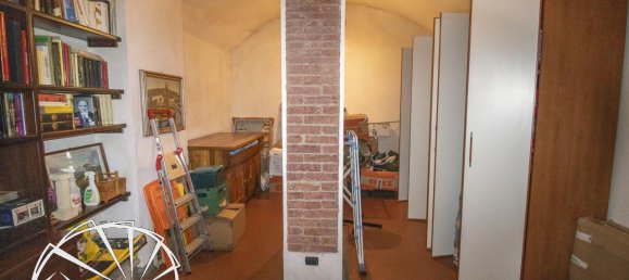 Квартира с 5 комнатами в Прато, Италия № 21893 62