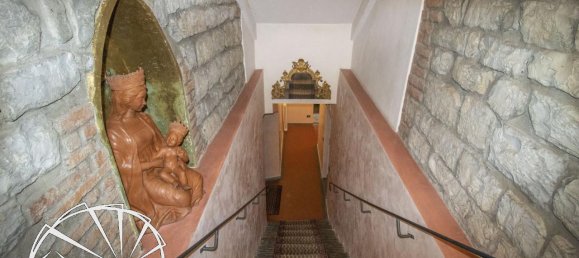 Квартира с 5 комнатами в Прато, Италия № 21893 46