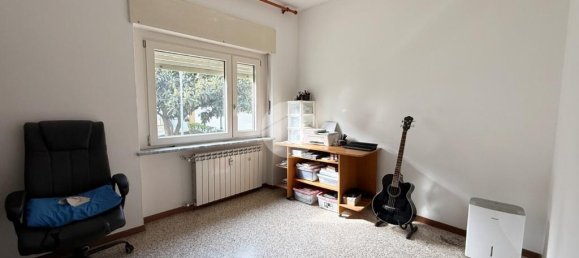 Apartamento de 3 dormitorios en Ivrea, Italy No. 124675 11