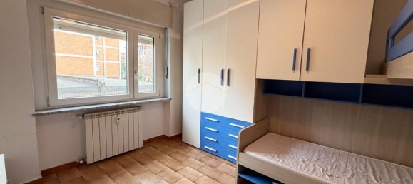 Apartamento de 3 dormitorios en Ivrea, Italy No. 124675 15