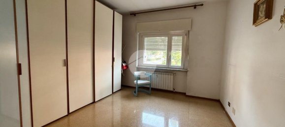 Apartamento de 3 dormitorios en Ivrea, Italy No. 124675 13