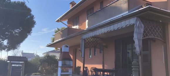 Квартира с 5 комнатами в Новильо, Италия № 3243 3