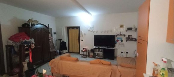 2غرفة شقة في Villa Guardia, Italy رقم 153197 4