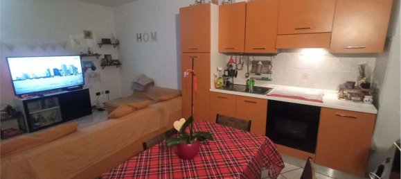 2غرفة شقة في Villa Guardia, Italy رقم 153197 2