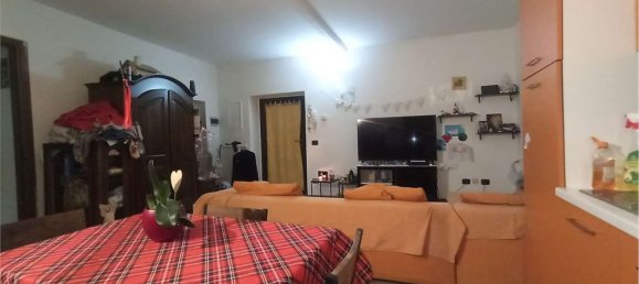 2غرفة شقة في Villa Guardia, Italy رقم 153197 3