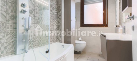 2 bedrooms Apartment in Rome, Italy No. 44890 18