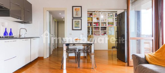 2 bedrooms Apartment in Rome, Italy No. 44890 5