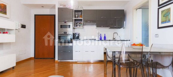 2 bedrooms Apartment in Rome, Italy No. 44890 4