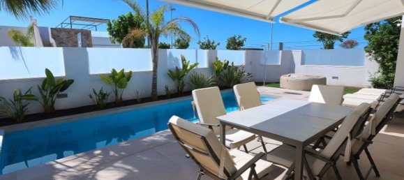 3 bedrooms Villa in Alicante, Spain No. 176548 12