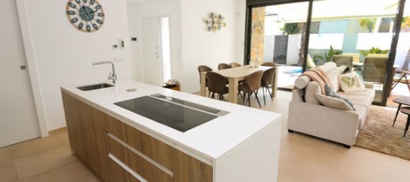 3 bedrooms Villa in Alicante, Spain No. 176548 22