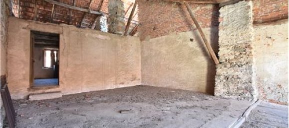 Casa de 3 dormitorios en Gozzano, Italy No. 279258 9