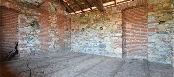 Casa de 3 dormitorios en Gozzano, Italy No. 279258 4