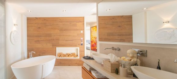 3 bedrooms Villa in Nova Santa Ponsa, Spain No. 70312 17