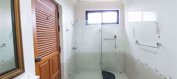 5 Schlafzimmer Cafe / Restaurant in Pattaya, Thailand, Nr. 11739 11