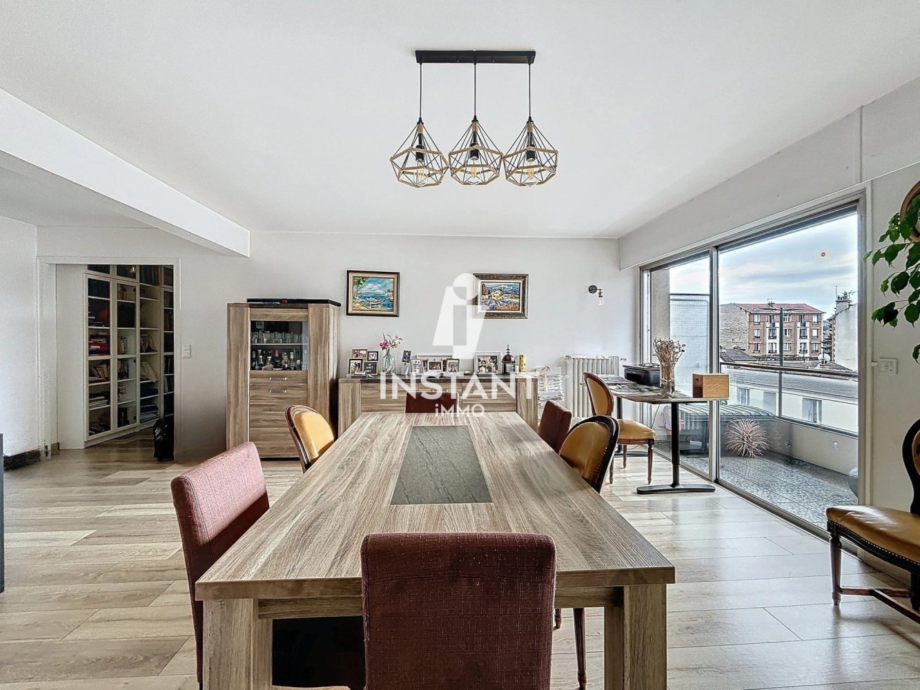 3 chambres Appartement à Les Pavillons-sous-Bois, France No. 142919